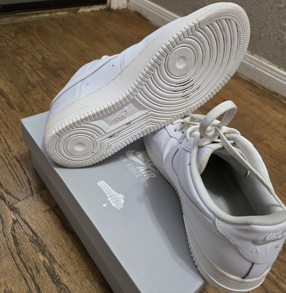 Mens Nike Air Force 1 Sz 12 - Picture 4 of 6